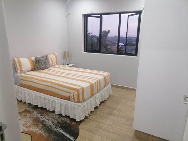 Flat for sale in Seaview, Kwazulu-natal