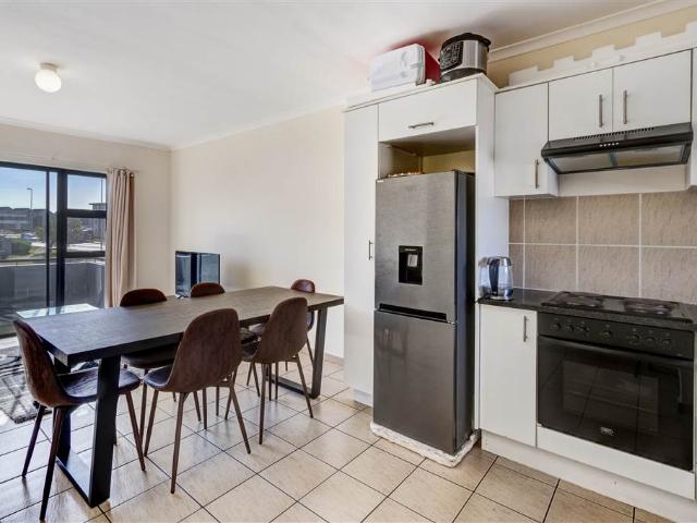 Flat for sale in Cape Town