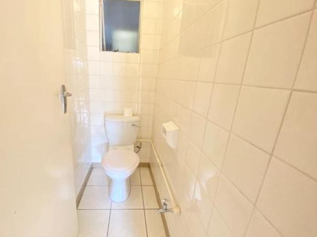 Flat for rent in Umgungundlovu, Kwazulu-natal