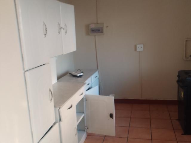 Flat for rent in Waterkloof, Gauteng