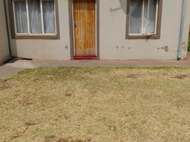 Flat for sale in Westonaria, Gauteng