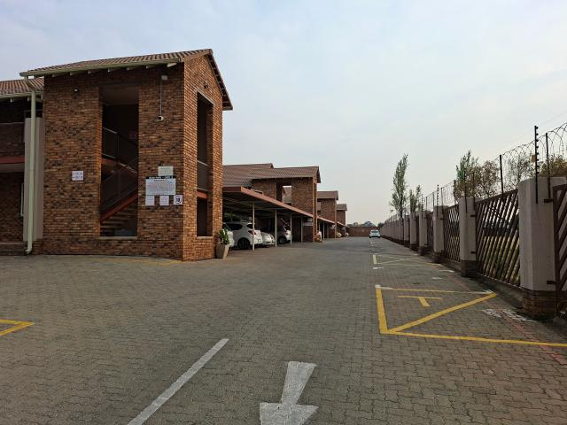 Flat for sale in Boksburg, Gauteng