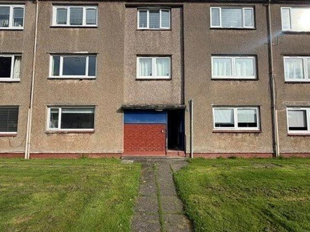 Apartment for rent in Victory Gardens, Renfrew