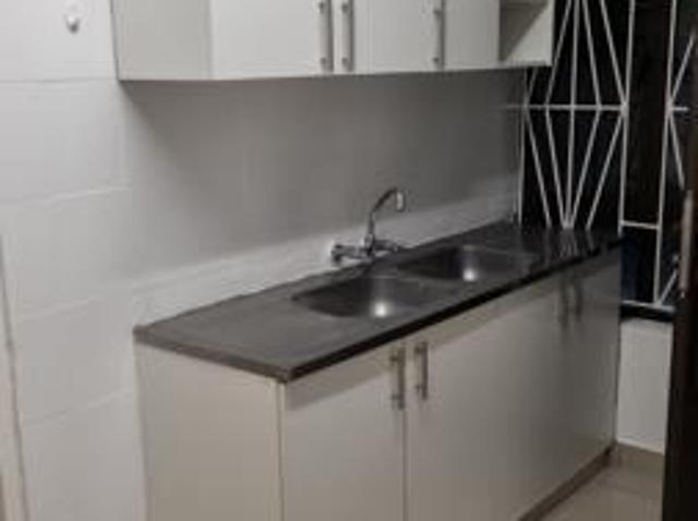 Apartment for rent in Seaview, Kwazulu-natal