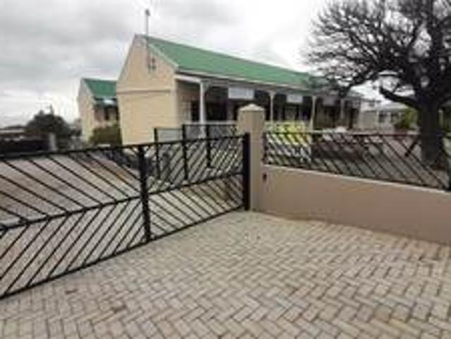 Flat for rent in Onverwacht, Western Cape