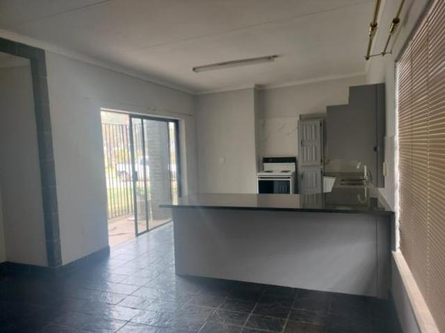Flat for rent in Midvaal, Gauteng