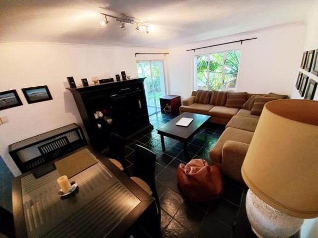 Flat for rent in Cape Town, Western Cape