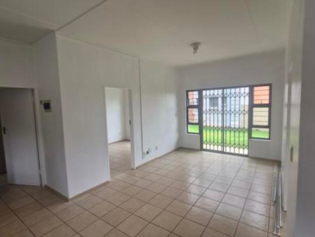 Flat for rent in Jansenpark, City of Ekurhuleni Metropolitan Municipality
