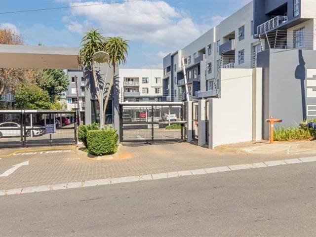 Flat for sale in Sandton