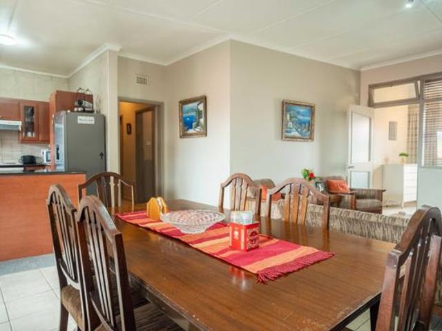 Flat for sale in Ugu District Municipality, Kwazulu-natal
