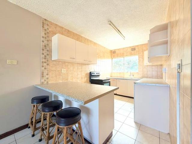 Flat for sale in Ugu District Municipality, Kwazulu-natal