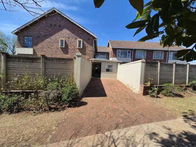 Flat for sale in Pietermaritzburg, Msunduzi Local Municipality