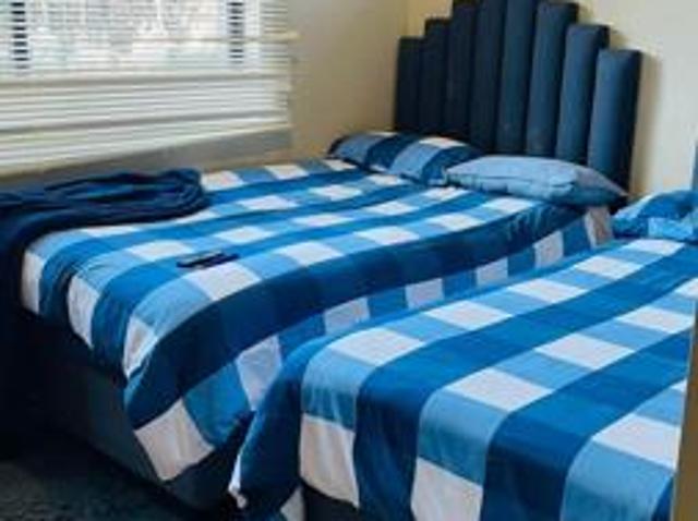 Flat for rent in Waterkloof, Gauteng