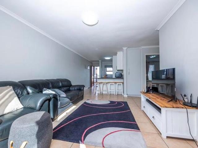 Flat for rent in Cape Town, Western Cape