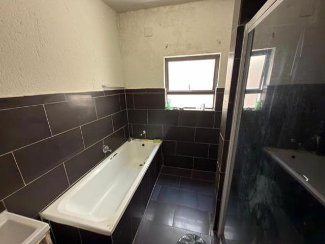 Flat for sale in Ehlanzeni, Mpumalanga