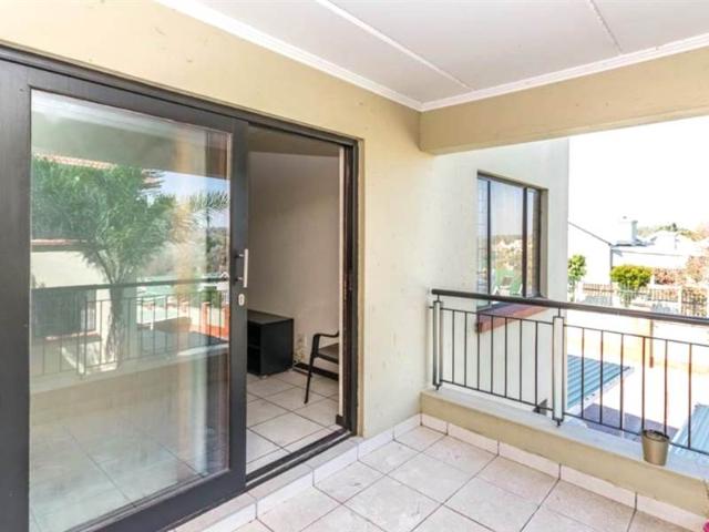 Flat for sale in Johannesburg