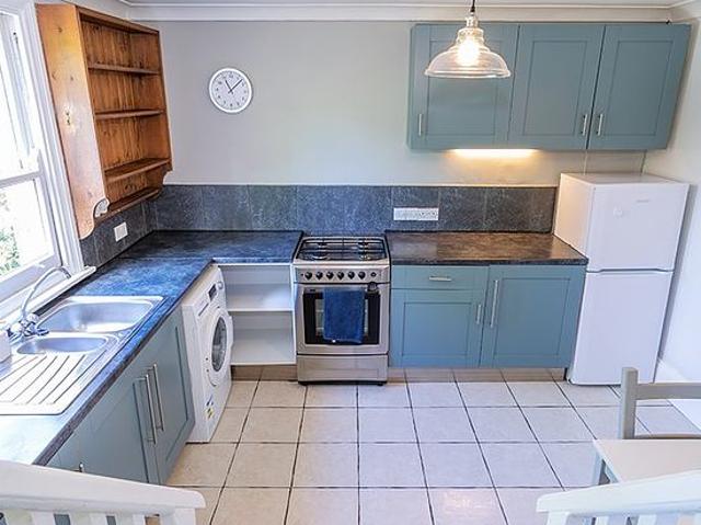 Apartment for rent in Surbiton, Greater London