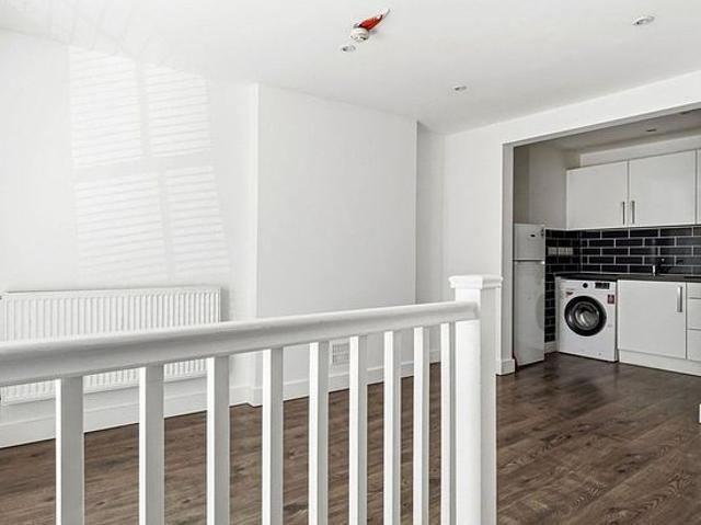 Apartment for rent in Hampton Wick, Greater London