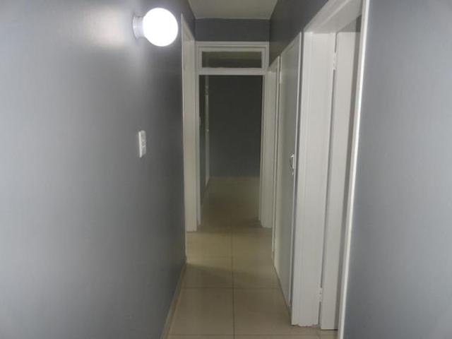 Flat for rent in Seaview, Kwazulu-natal