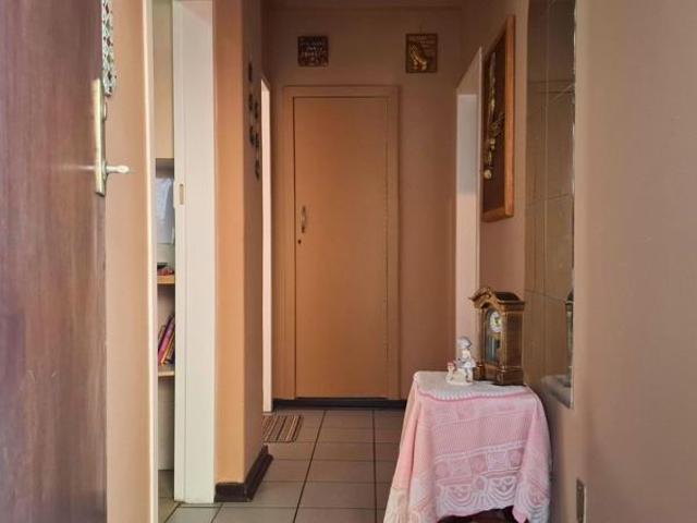 Flat for sale in Sedibeng, Gauteng
