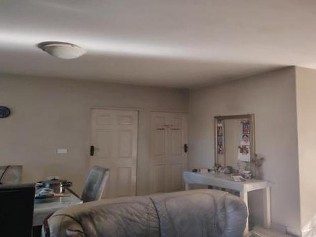 Flat for sale in Tongaat Beach, Kwazulu-natal
