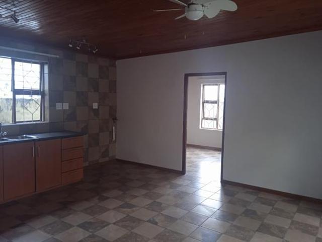 Flat for rent in Queenstown, Eastern Cape
