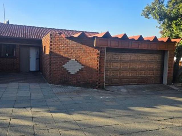 Flat for rent in Gert Sibande, Mpumalanga