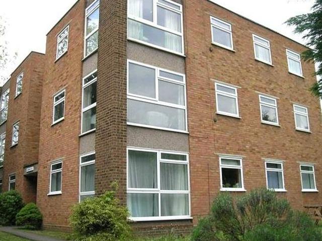 Apartment for rent in St Margarets, Greater London