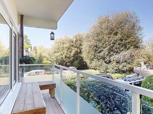 Apartment for rent in St Margarets, Greater London