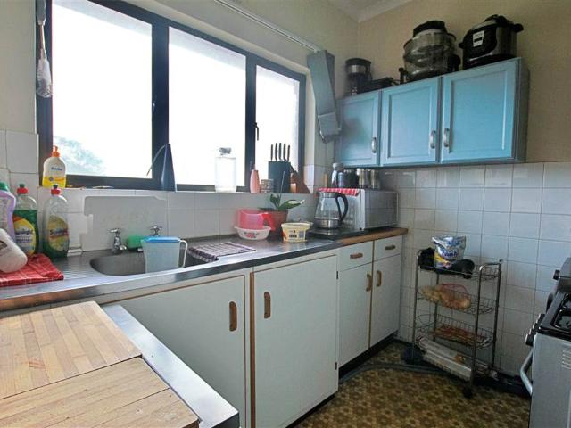 Flat for sale in Seaview, Kwazulu-natal