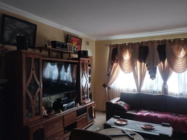 Flat for sale in Sedibeng, Gauteng