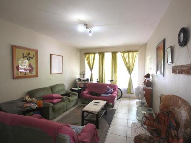 Flat for sale in Sedibeng, Gauteng