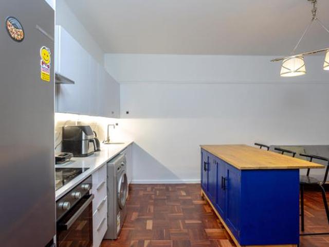 Flat for rent in Cape Town, Western Cape
