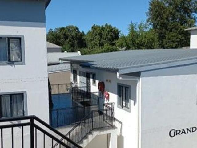 Flat for sale in Bergsig, Durbanville