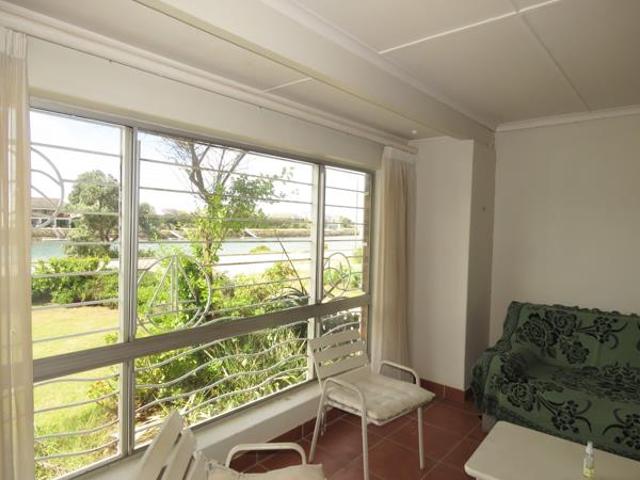 Flat for rent in Bushmans River Mouth, Eastern Cape
