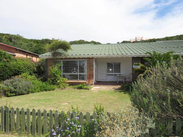 Flat for rent in Bushmans River Mouth, Eastern Cape