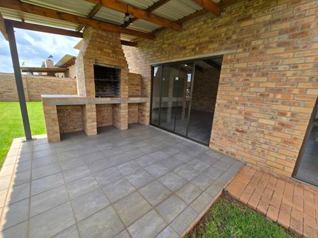 Flat for rent in Dr Kenneth Kaunda, North West
