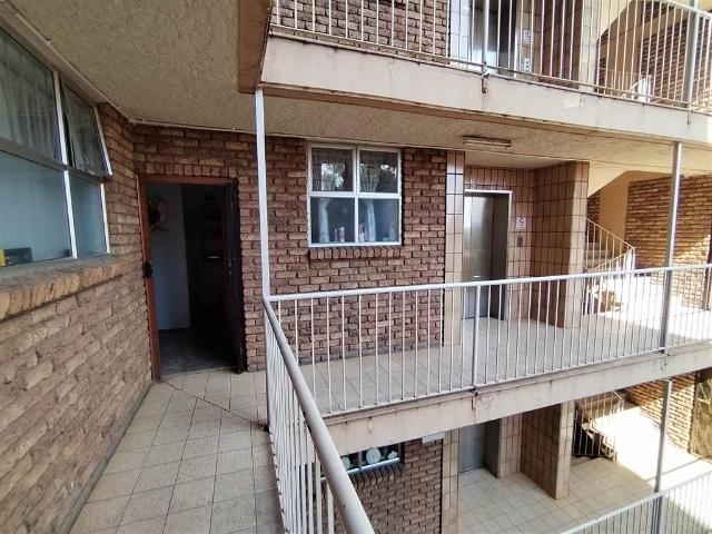 Flat for sale in Pretoria