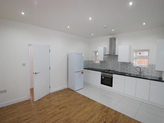 Apartment for rent in London Borough of Croydon, Shirley