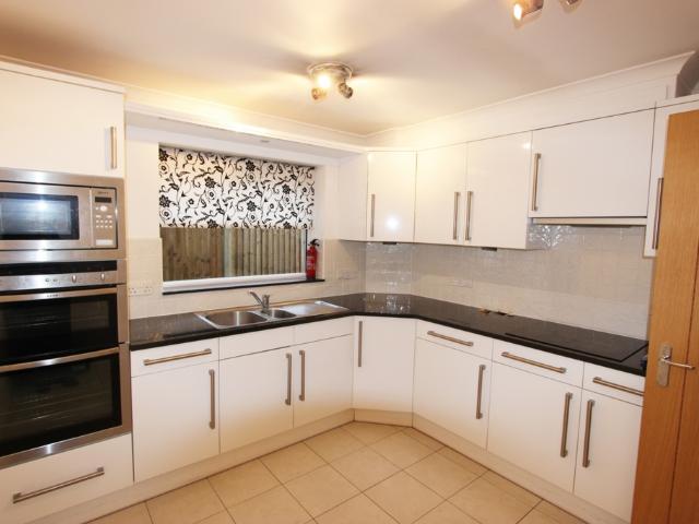 Apartment for rent in London Borough of Croydon, Sanderstead