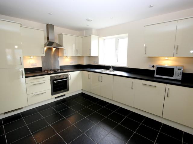 Apartment for rent in London Borough of Croydon, Purley