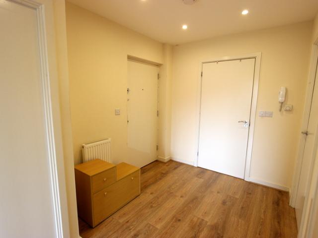 Apartment for rent in London Borough of Croydon, Purley