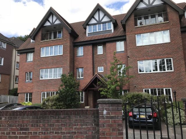Apartment for rent in London Borough of Croydon, Purley