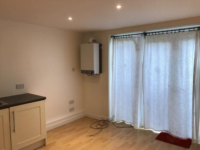 Apartment for rent in London Borough of Croydon, Purley