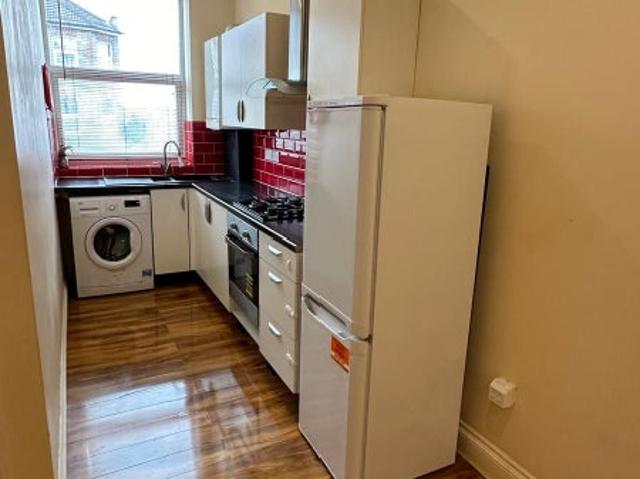 Apartment for rent in Cann Hall, Greater London