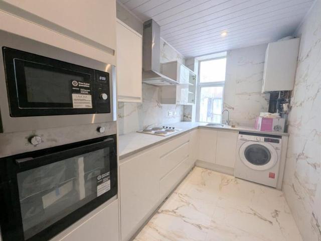 Apartment for rent in Cricklewood, Greater London