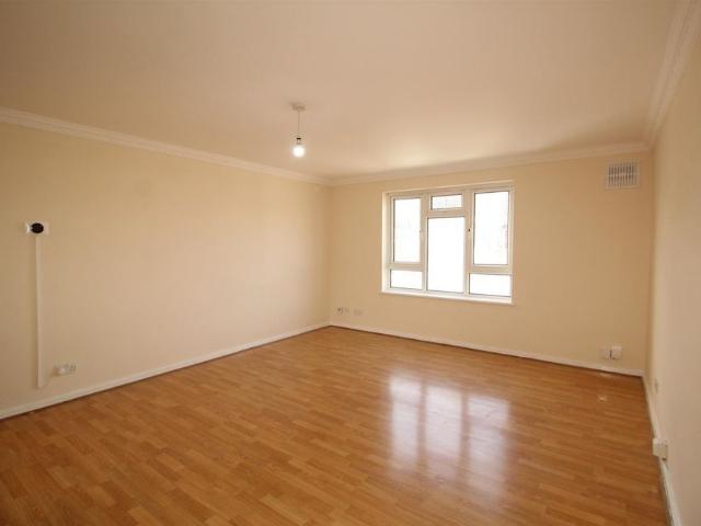 Apartment for rent in Broxbourne, Hertfordshire