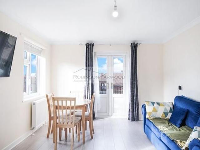 Room for rent in London Borough of Ealing, Hanwell