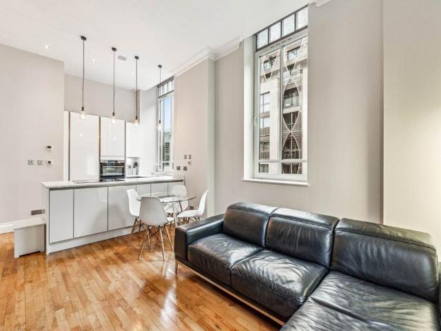 Room for rent in Westminster, Greater London