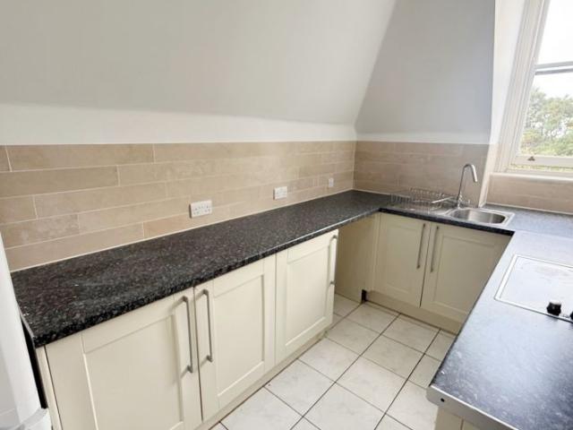 Apartment for rent in Aldrington